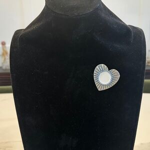 TOVA - Vintage Style Heart Brooch — Gold-Tone Metal, Crystal Surrounded Enamel